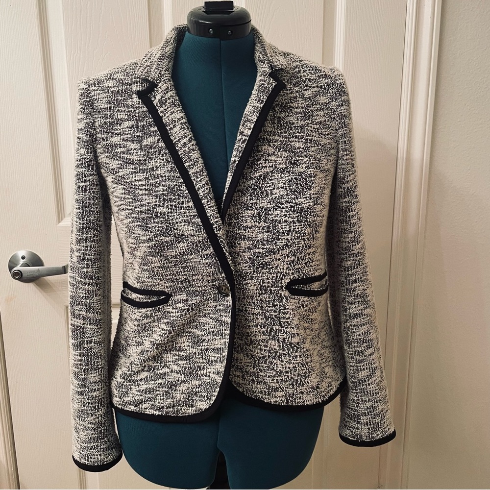 Black tweet blazer